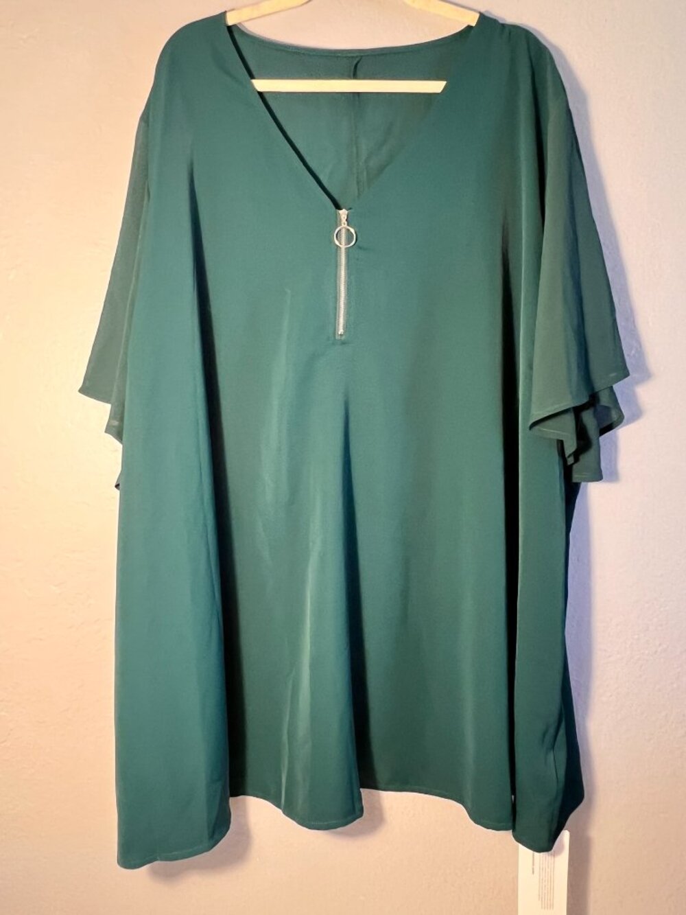 NWT - Size 30 Green O Ring Zipper Front Ruffle Sleeve V Neck Blouse